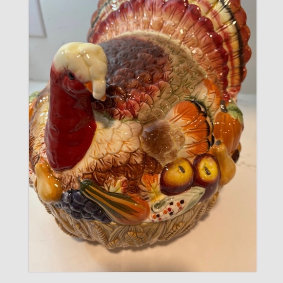 Better Homes collection interior exclusive ceramic turkey on nest cookie jar - Picture 4 of 7